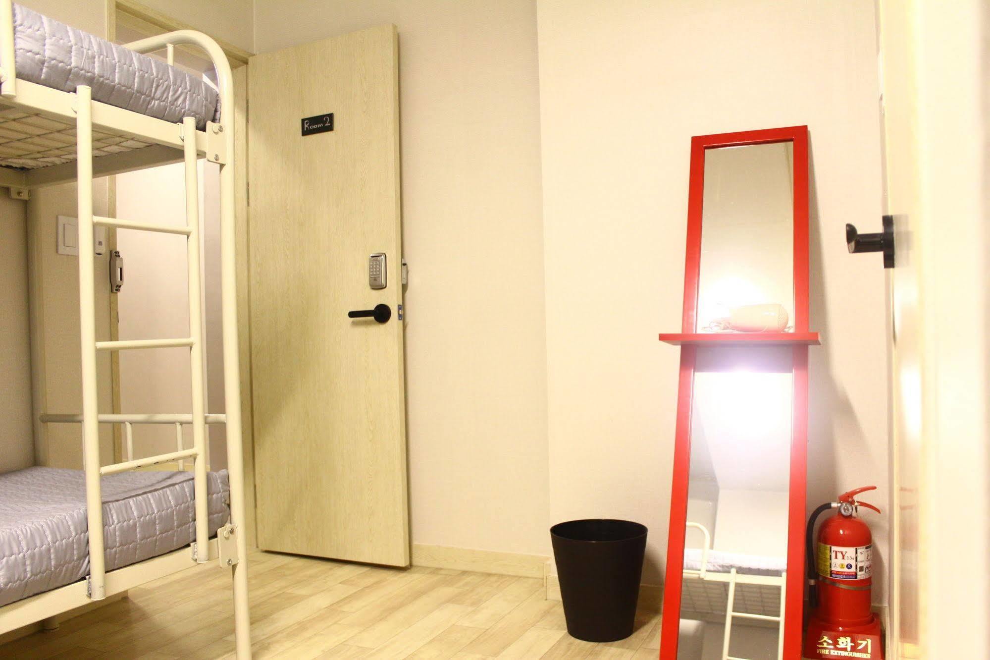 Plan A Hostel Сеул Екстериор снимка